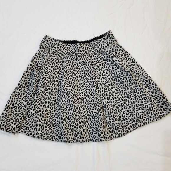 Cooperative leopard mini skirt women's size XS (T20) - Picture 1 of 5
